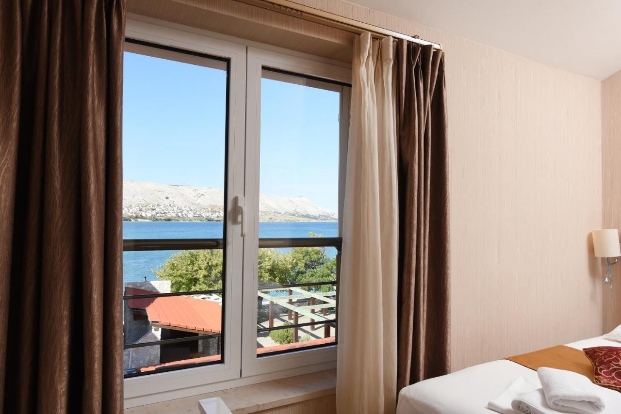 Family Hotel Zane Pag Town Exterior foto