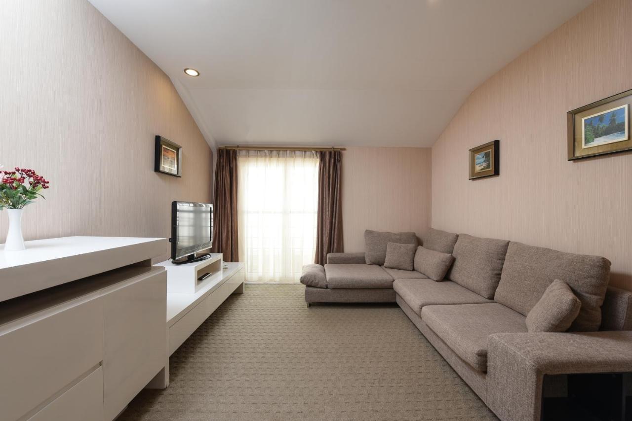 Family Hotel Zane Pag Town Exterior foto
